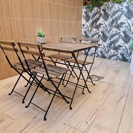 En El Corazon De Cimavilla * גיחון