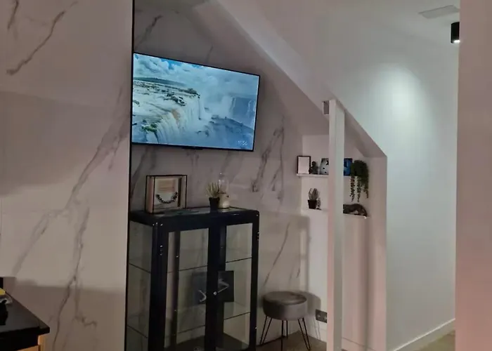 Διαμέρισμα En El Corazon De Cimavilla Χιχόν