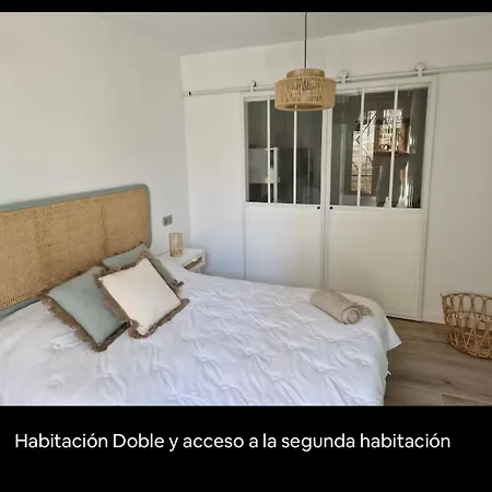 En El Corazon De Cimavilla דירה