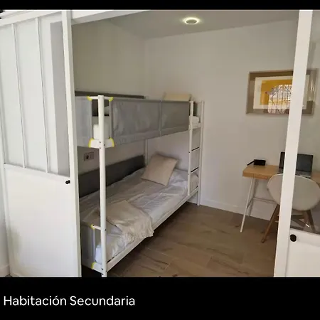 En El Corazon De Cimavilla Apartment *